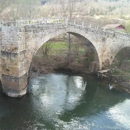 La Casa Del Valle * Айланес